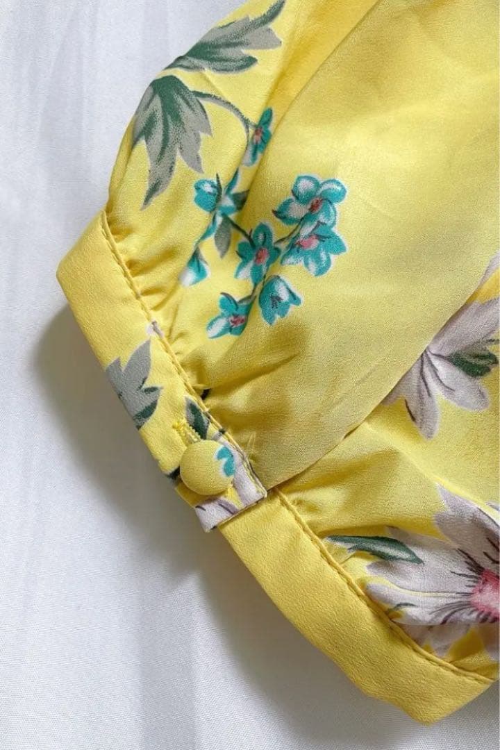 IU 2013 ファンミーティング　衣装ワンピース