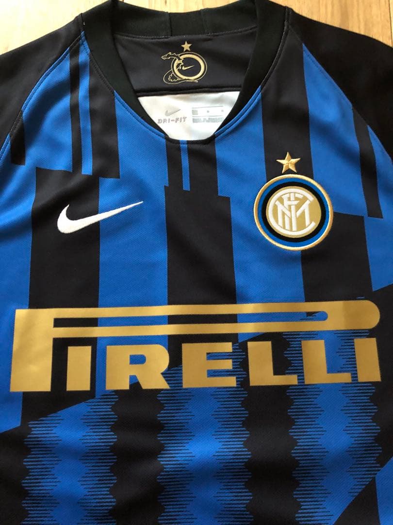 【未使用タグ付】インテル　NIKE 20周年記念　ユニフォーム