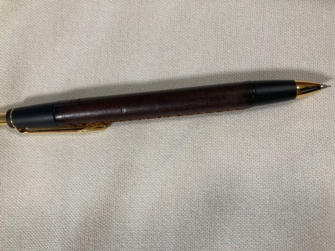 ほとんど新品 シックザール　プエブロ　タバコ シャーペン 0.5