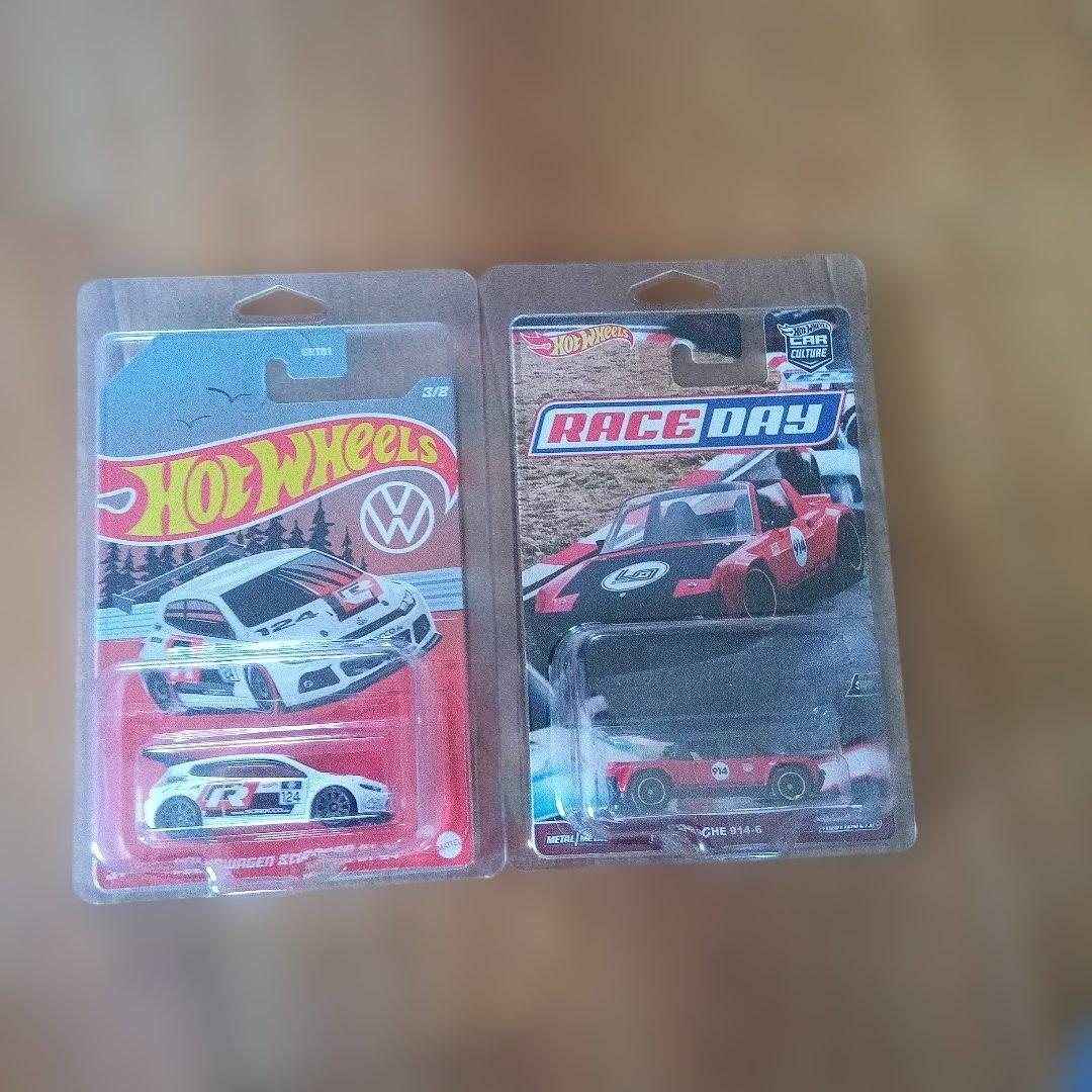 ミニカー Hot Wheels Volkswagen Scirocco& Race Day