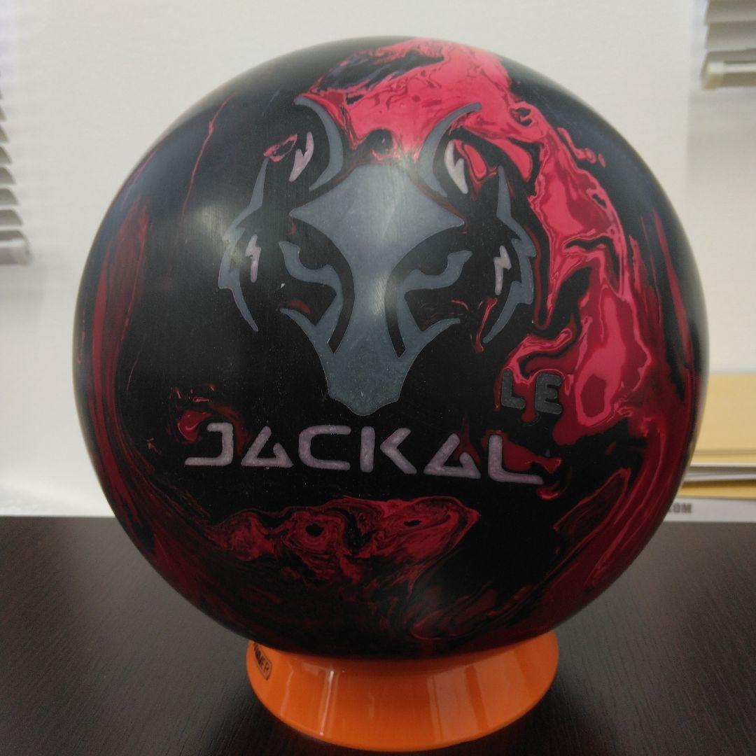 MOTIV JACKAL LE ボウリングボール 14p2～4ozです。