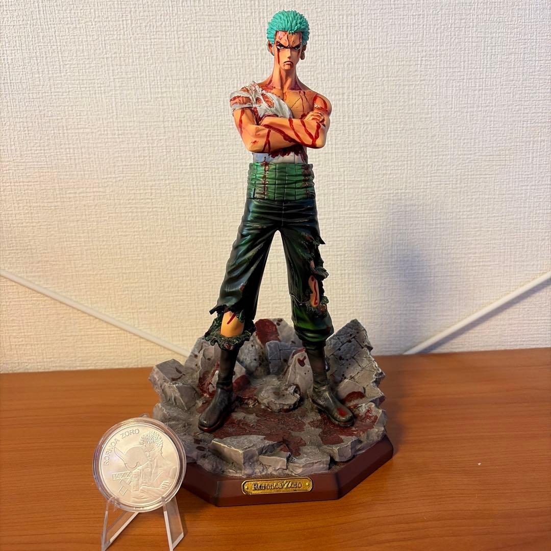 ワンピース　ゾロ　ガレージキット　フィギュア