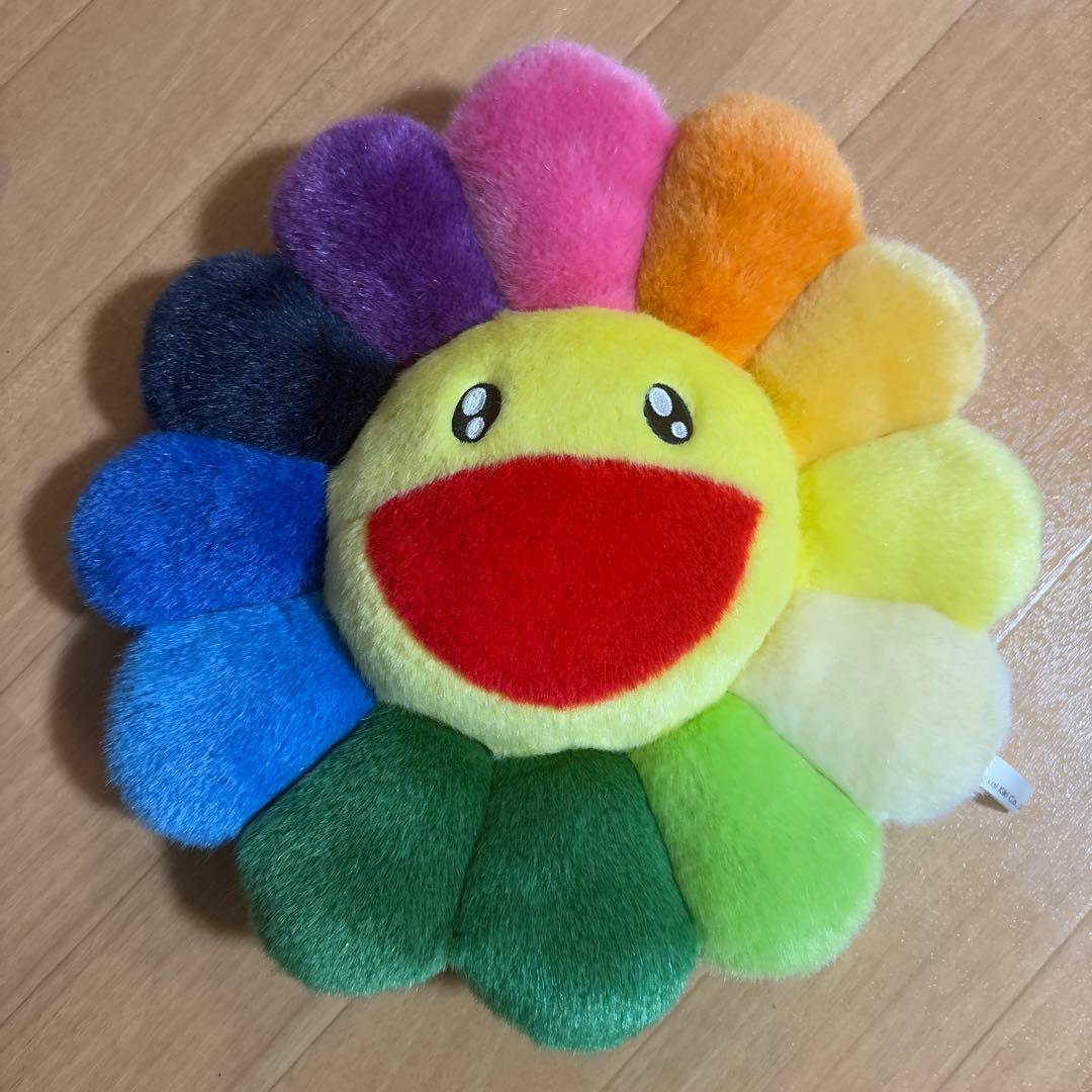 村上隆デザイン　花型クッション