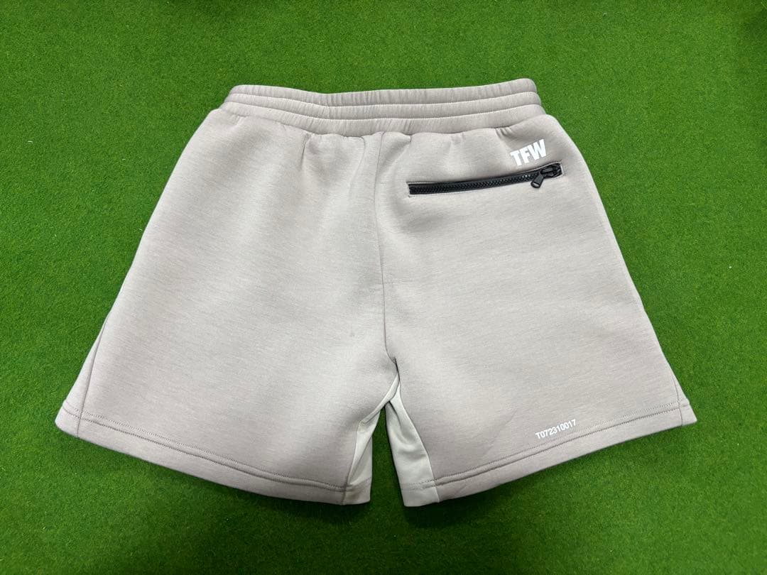 （新品）TFW49 CARDBOARDMATERIALSHORTS Mサイズ