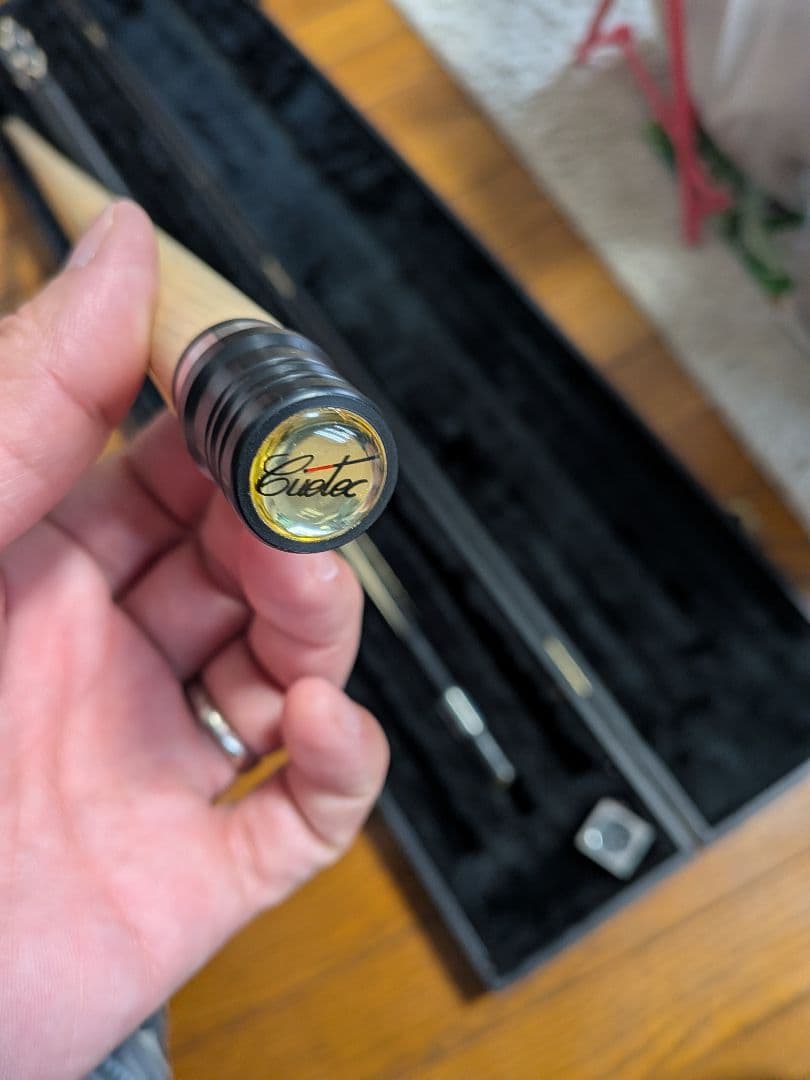 キューテック ビリヤードキュー （ケース付き）