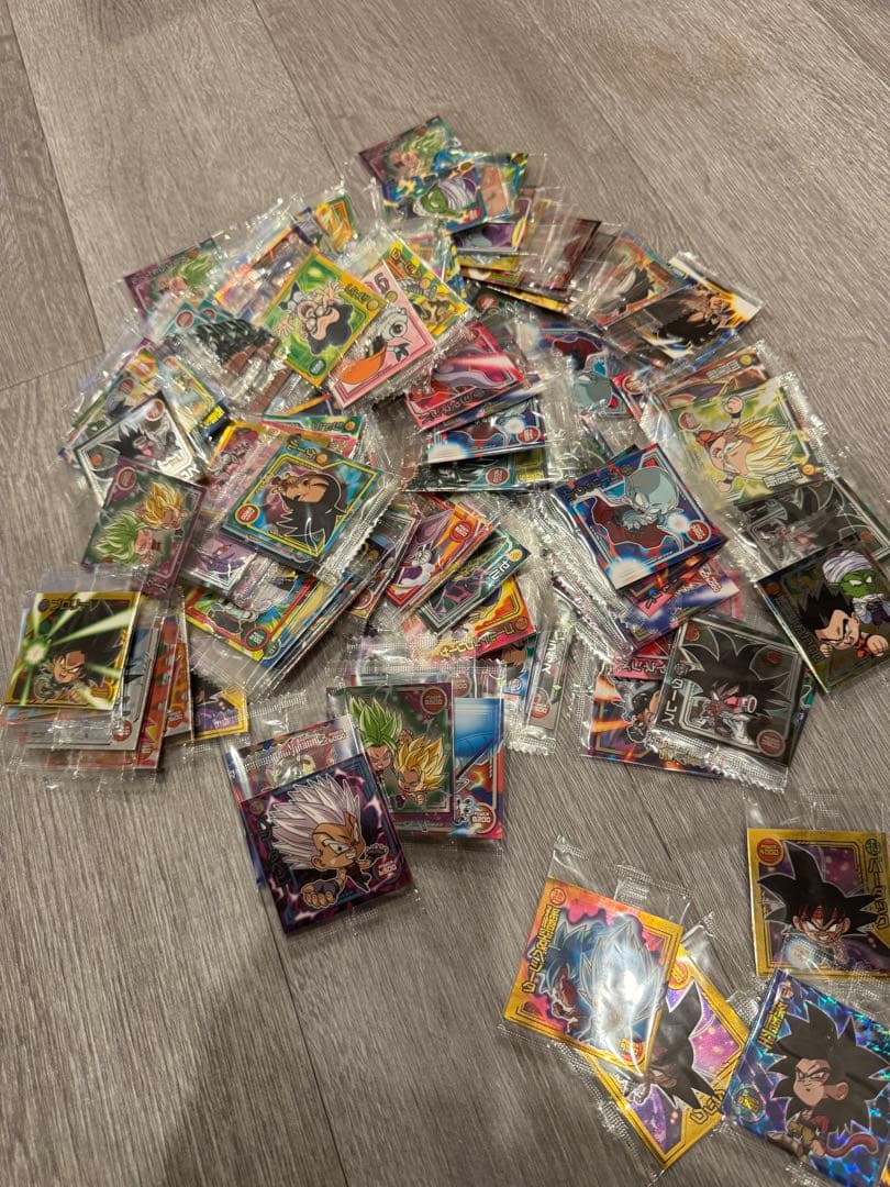 ドラゴンボールウエハース　5000枚限定ブロリー＋おまけ付き