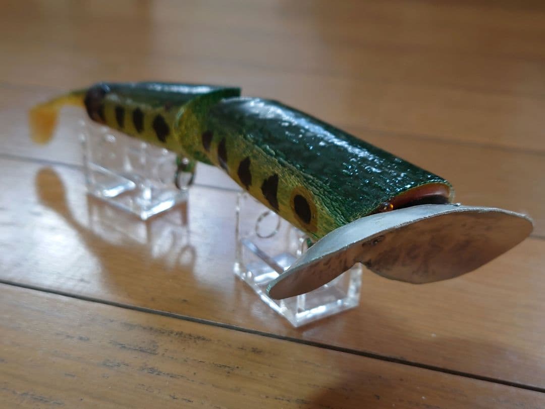 ACプラグ バスアタック アランコール氏 ハンドメイド ジッター