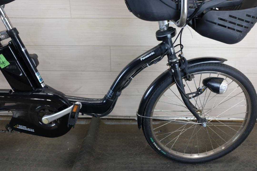 パナソニック ギュット　20インチ　3段　8.9Ah（5点灯）充電器あり