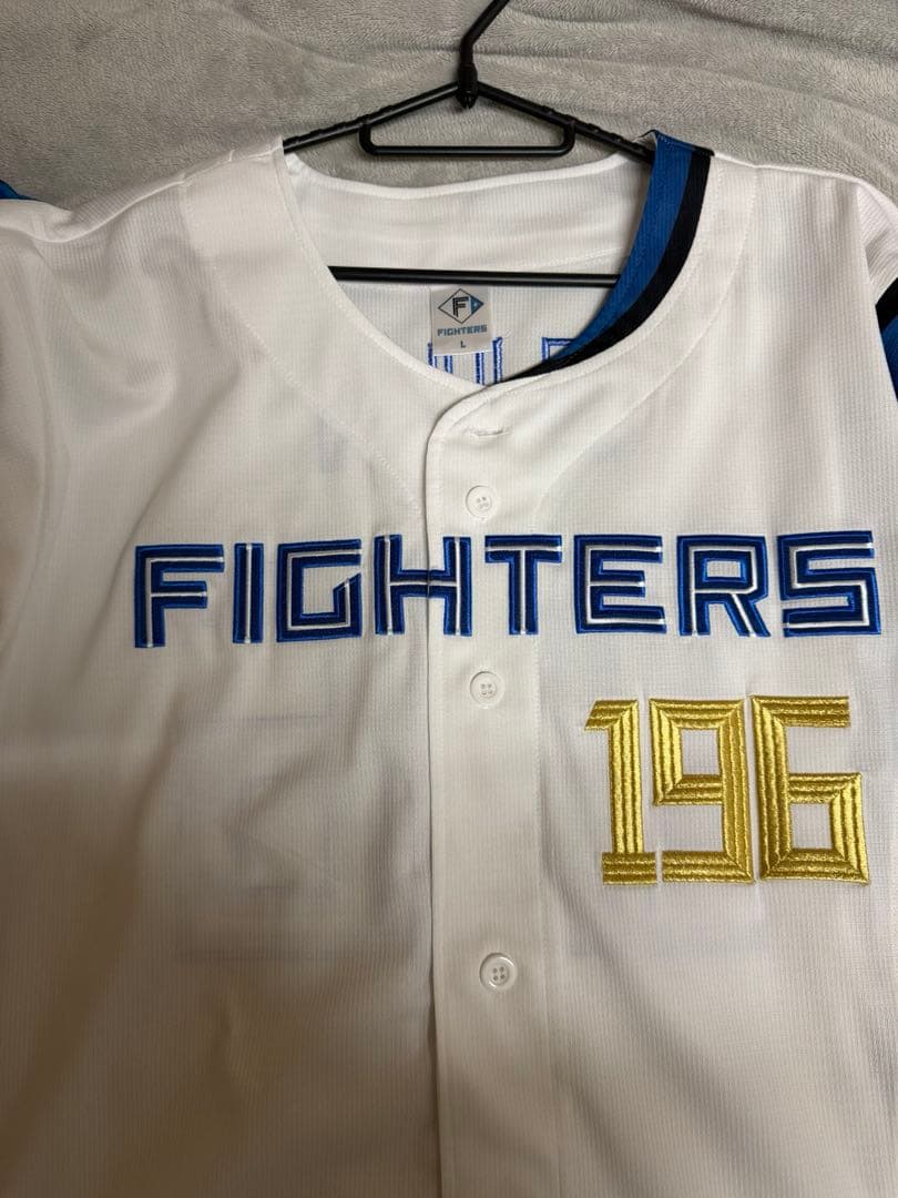 孫易磊　サイン入りユニフォーム&サイン入りタオル