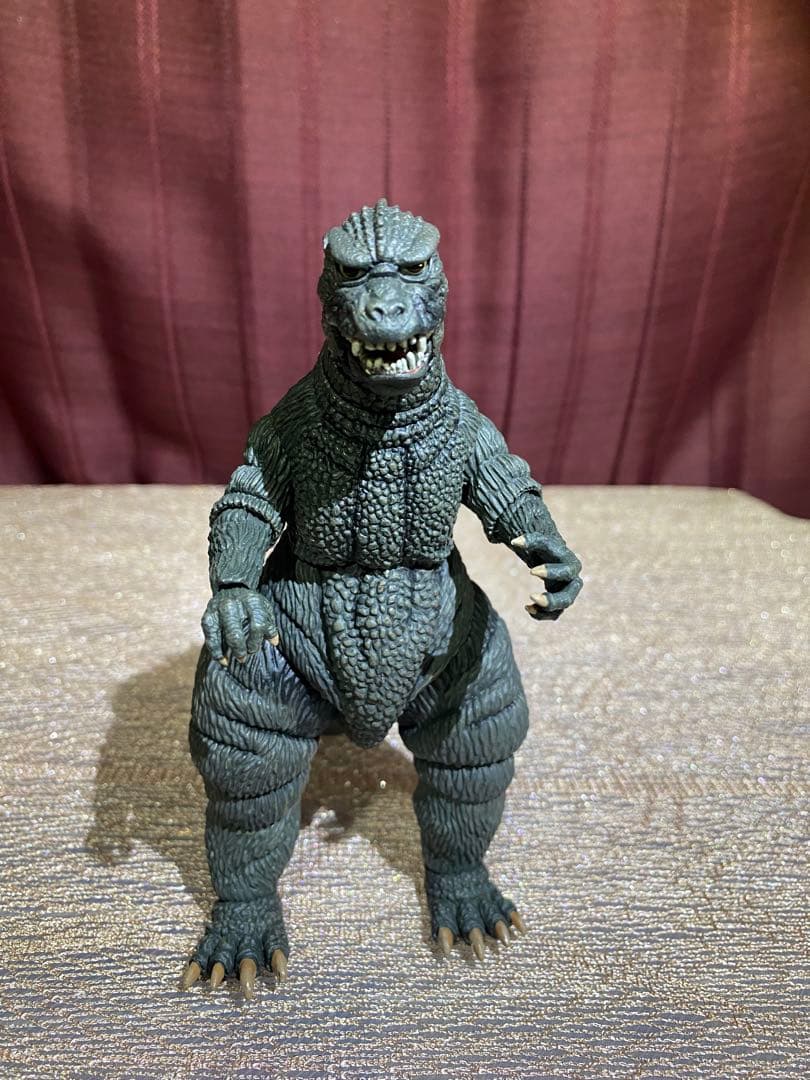 S.H.MonsterArts ゴジラ　アクションフィギュア