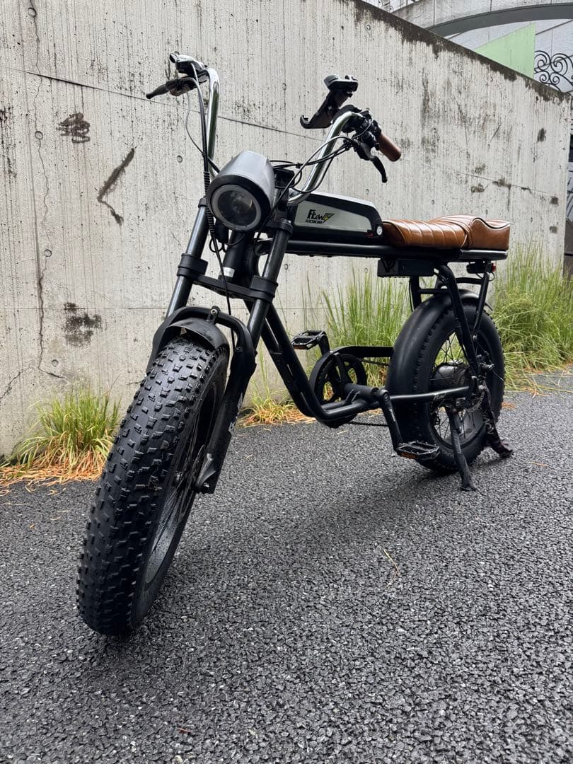 電動アシスト自転車 ブラック　flow bike