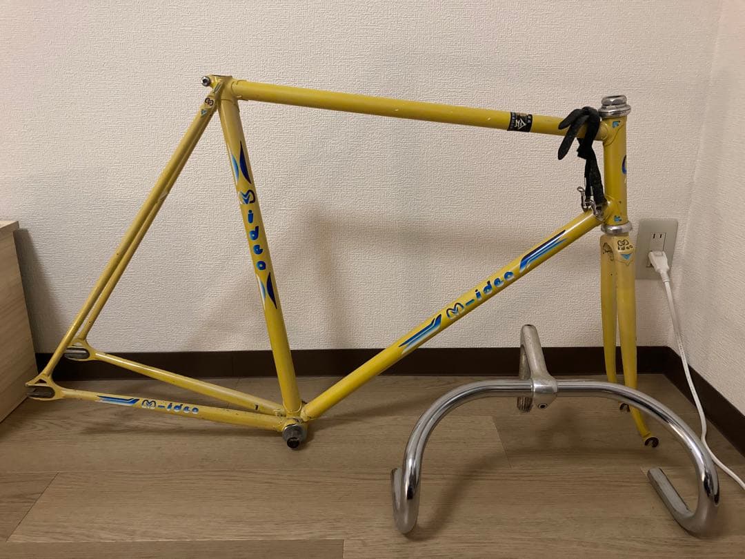 エンメイデア　フレーム　イエロー ピストバイク