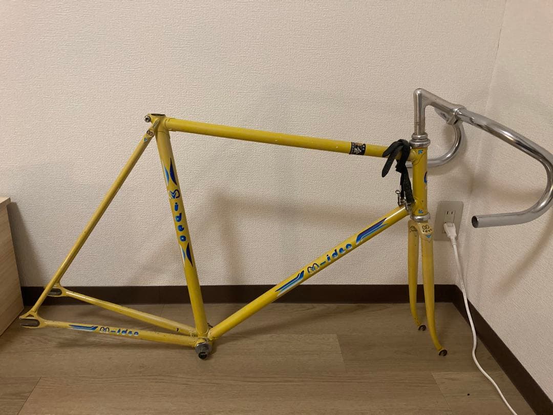 エンメイデア　フレーム　イエロー ピストバイク