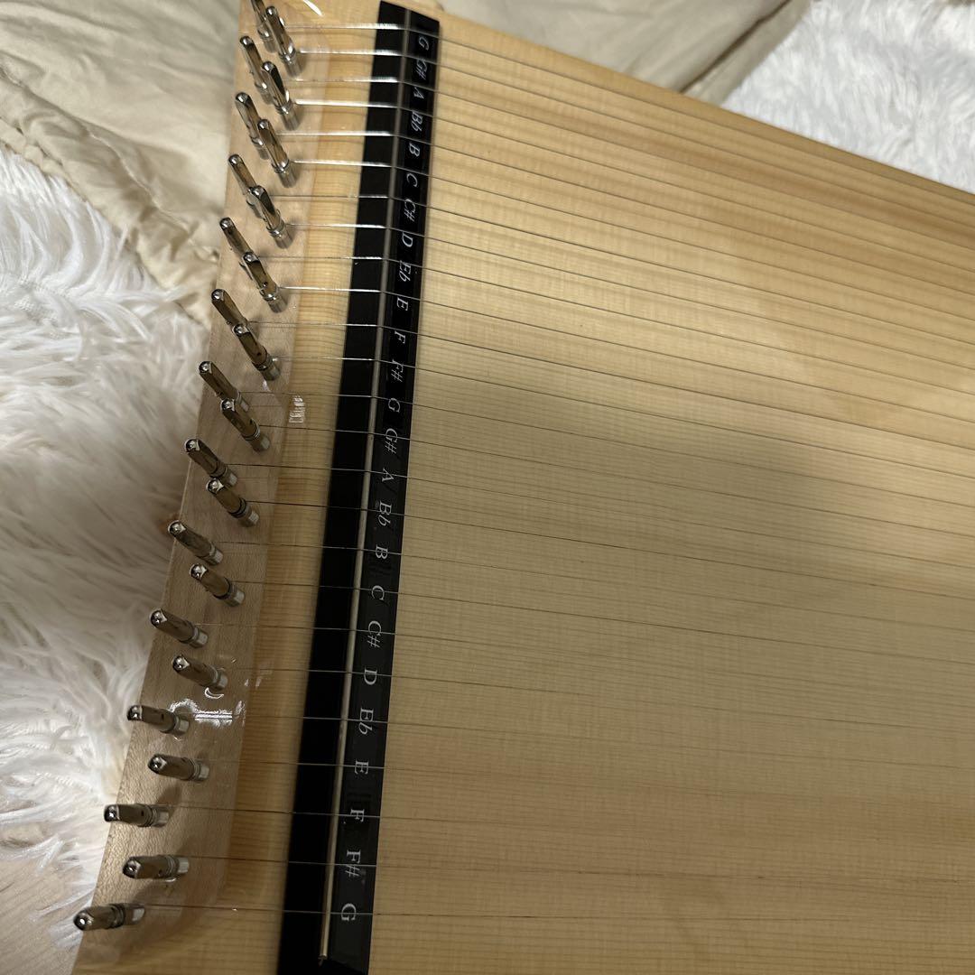 美品ヘルマンハープ ローレライシリーズ　ゴールド Mタイプ 25弦 2013年製