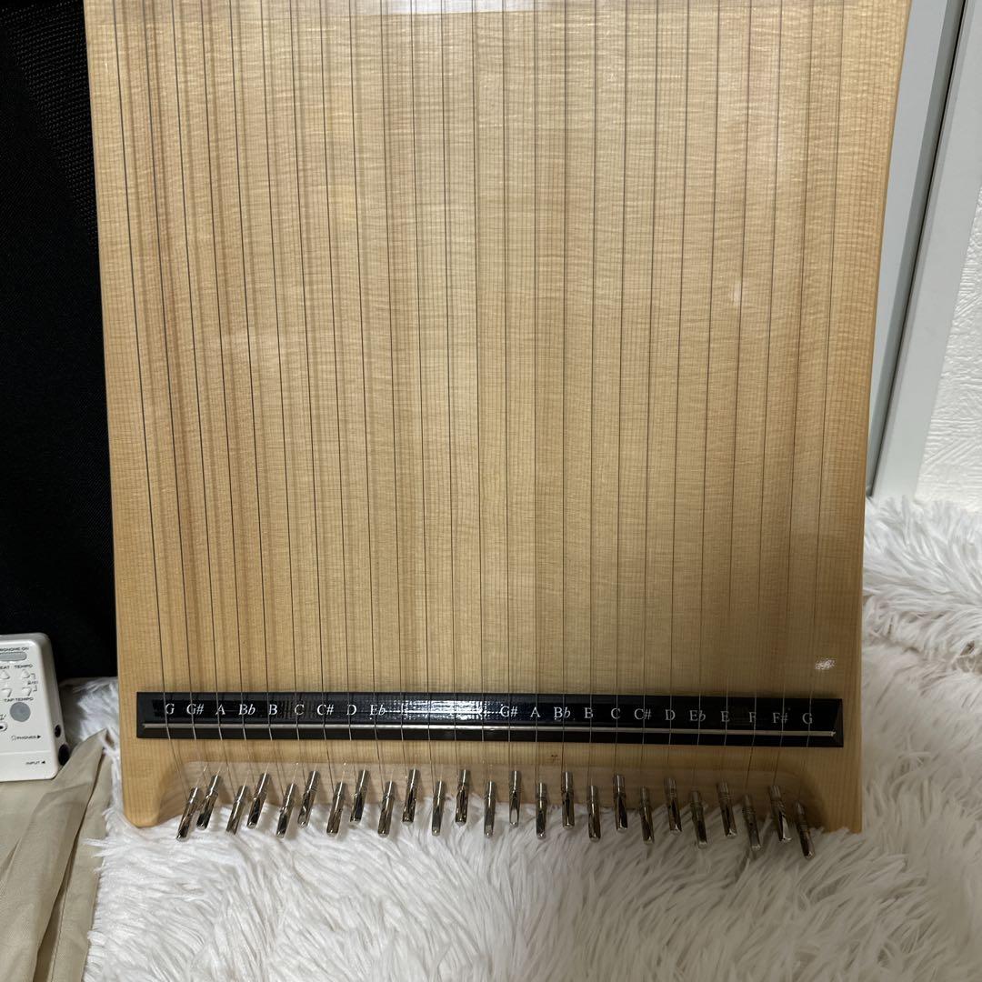 美品ヘルマンハープ ローレライシリーズ　ゴールド Mタイプ 25弦 2013年製