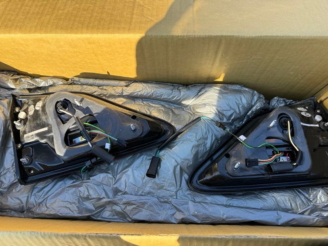 LEXSUS RX270 10系テールランプ 流れるLED