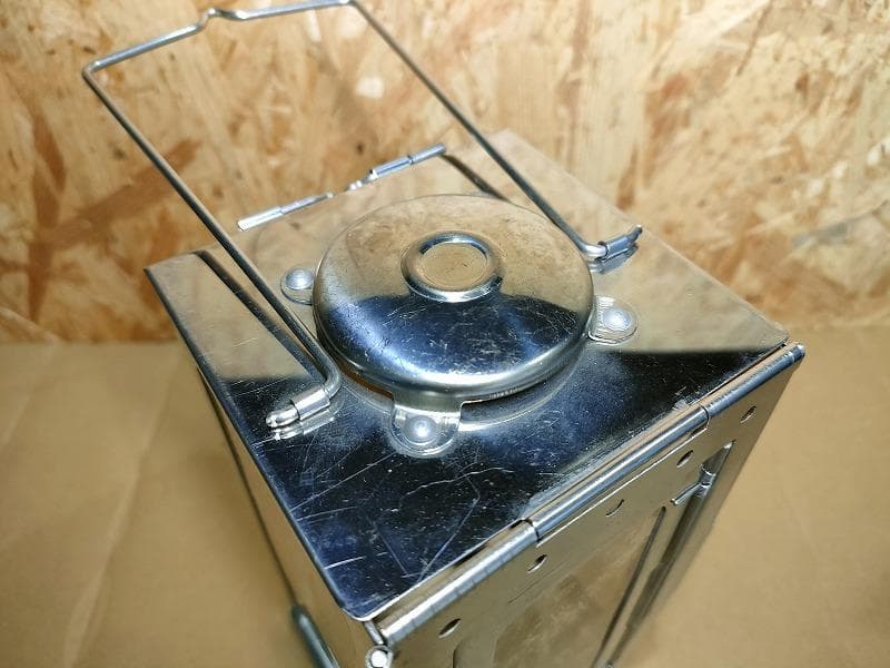 【値下げ中】ヴィンテージ品 極美品 スイス軍フォールディングキャンドルランタン