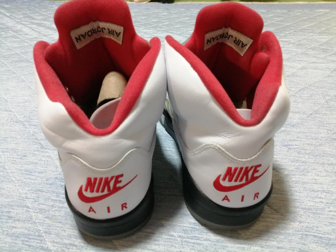 エアジョーダン5レトロ 10サイズ ホワイト/レッド