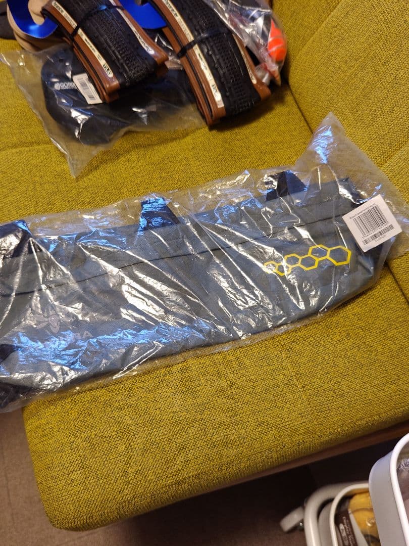 APIDURA フレームバッグ Panaracer タイヤx2