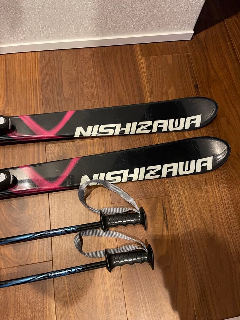 NISHIZAWA 子供用スキー板140㎝　ビンディング　ストック　ロシニョール