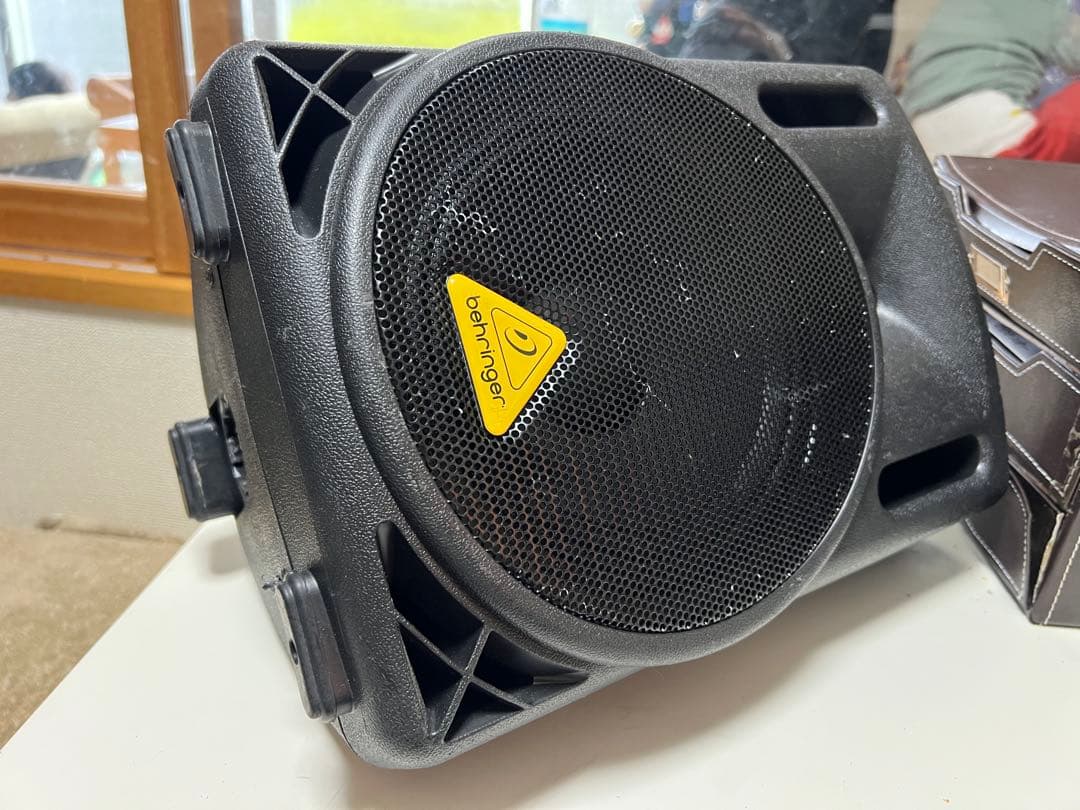 behringer EUROLIVE B208D スピーカー