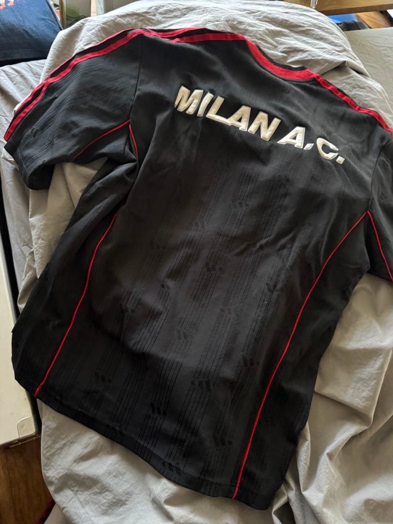 ACミラン 100周年記念 黒ジャージ