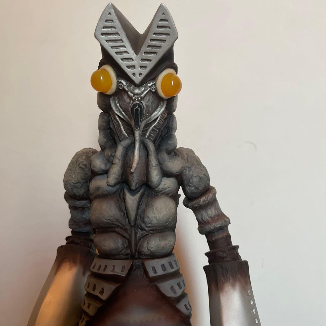 バルタン星人　フィギュア　夜間バージョン