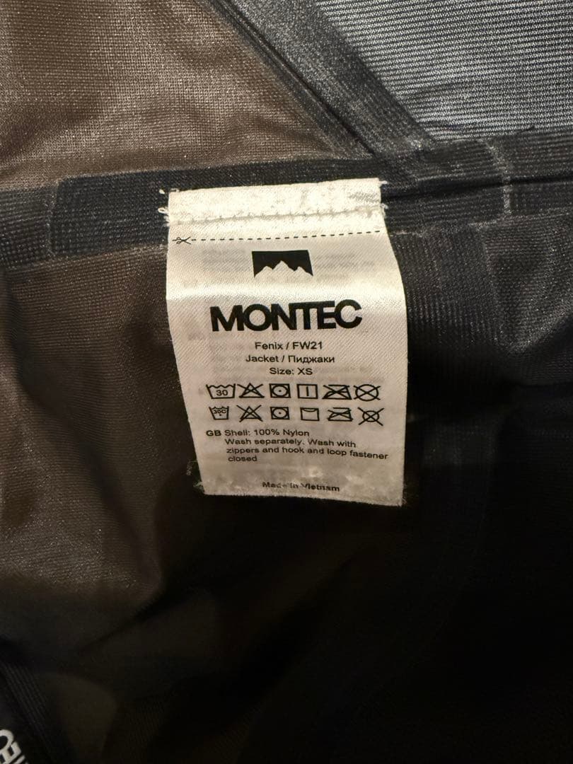 MONTEC モンテック　メンズ　Fenix xsサイズ　上下セット