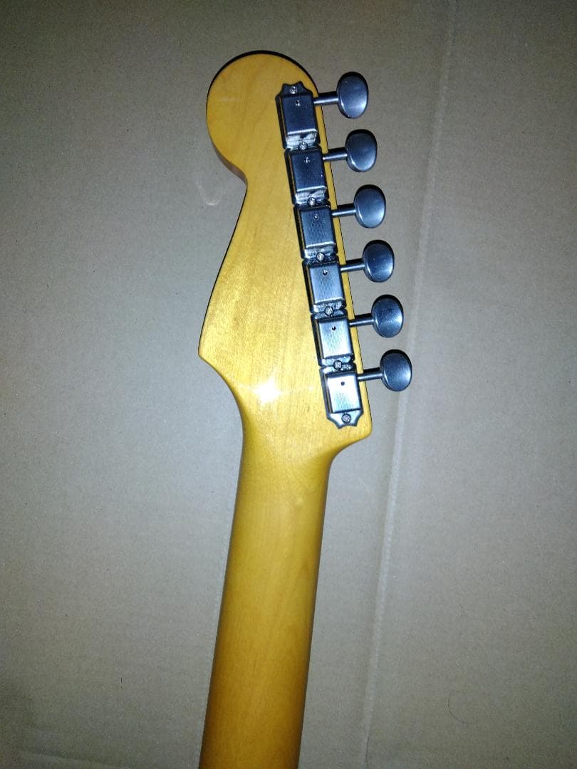 Classic Special 60s Stratocasterのボディとネック