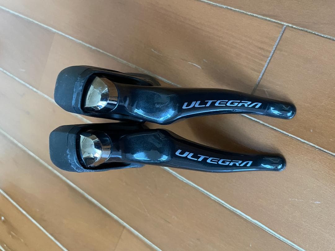 【中古】シマノ ULTEGRA ST-R8000 （機械式、ワイヤー式）