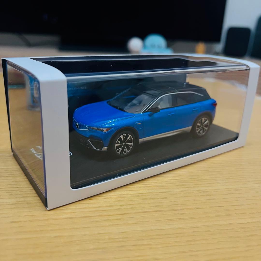 TSM 1/43スケール ミニカー Acura ZDX