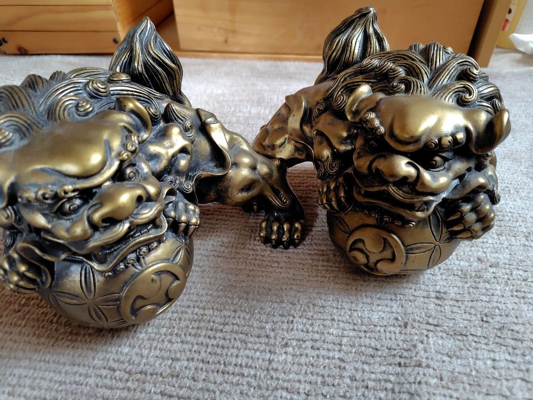 獅子像 対の置物