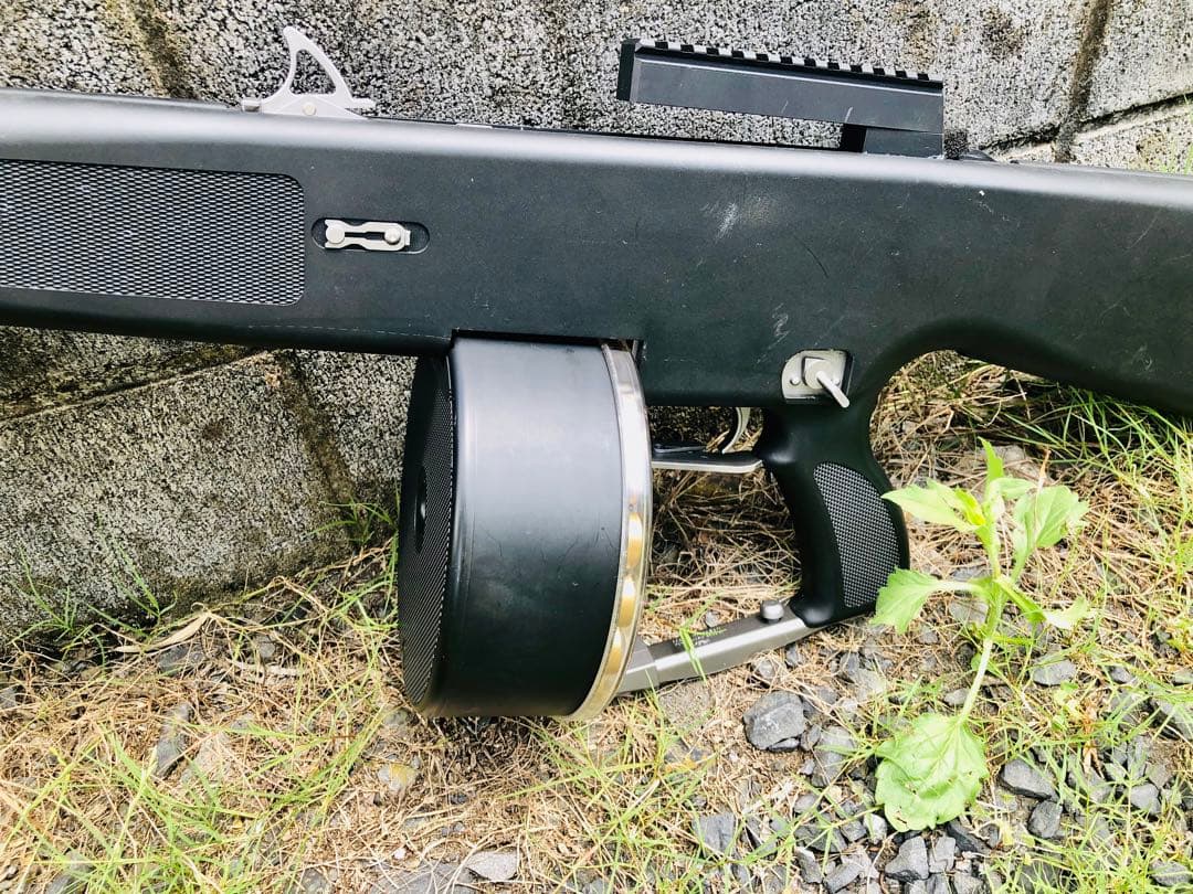東京マルイ　電動ショットガン　AA-12 ドラムマガジン　専用マウント装着　中古