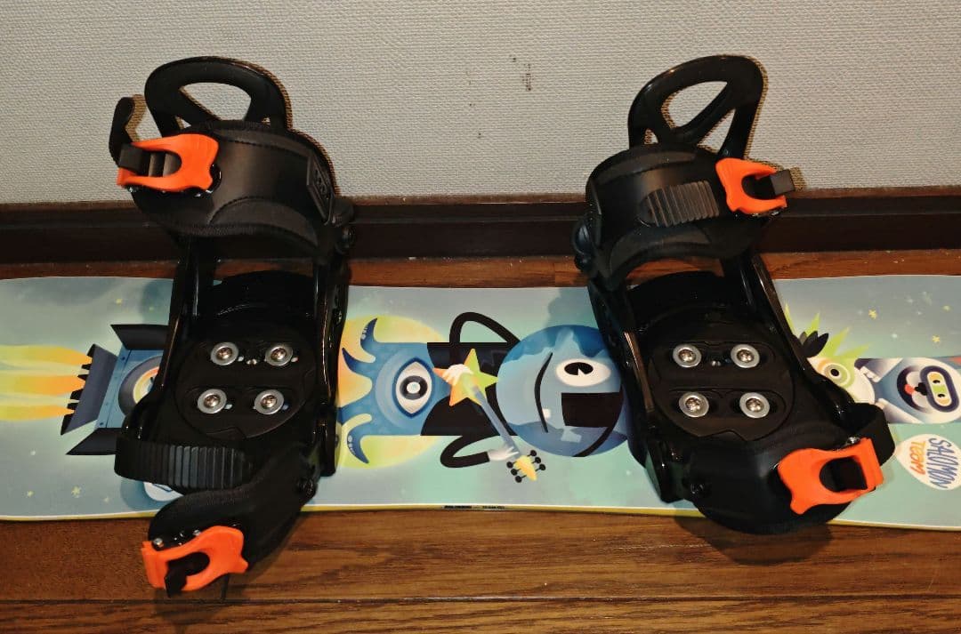 新品未使用　キッズ用スノーボードセット