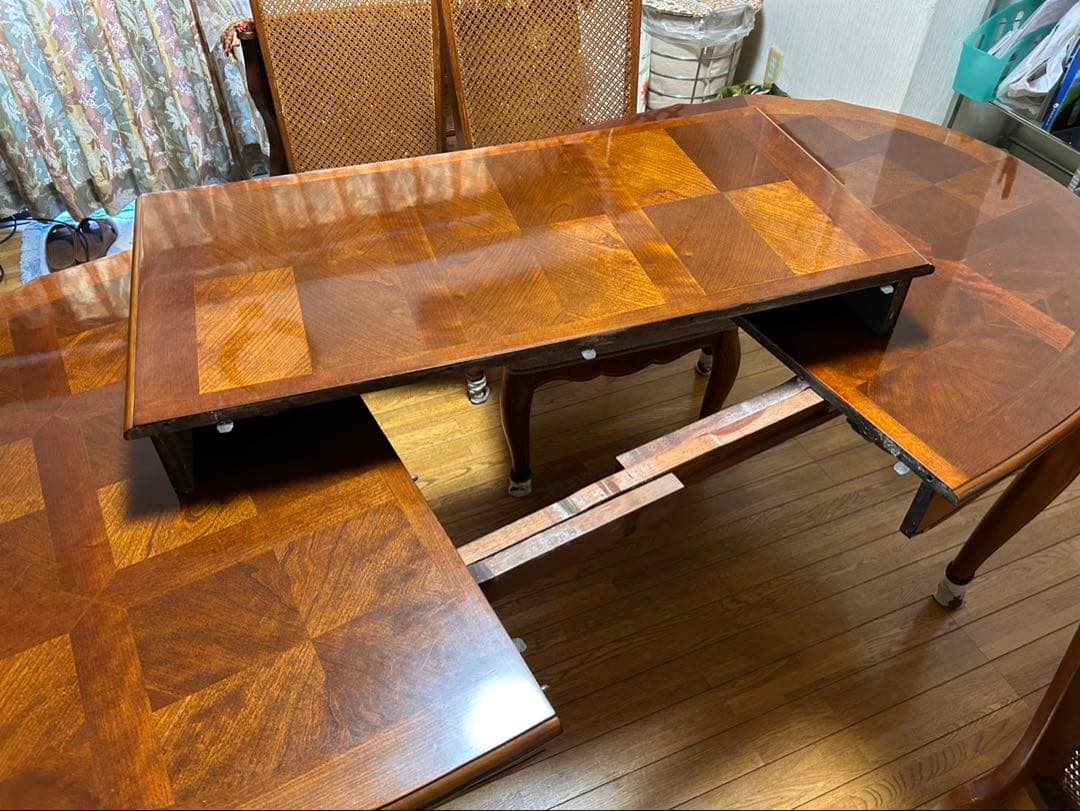 豪華なる楕円形木製⭐︎延長テーブルと椅子6脚セット