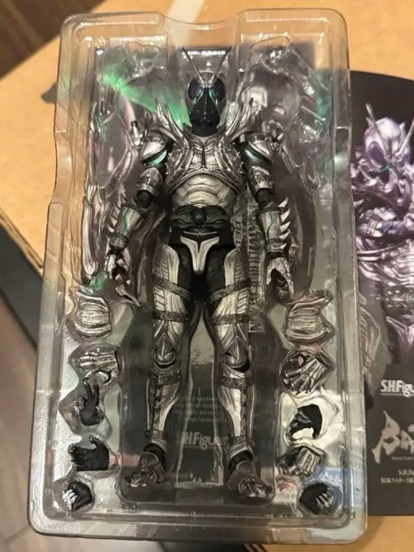 S.H.Figuarts 仮面ライダーシャドームーン