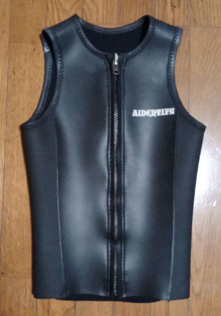 ♡　AIDENTIFY　アイデンティファイ　ジップ　ベスト　2mm　ML