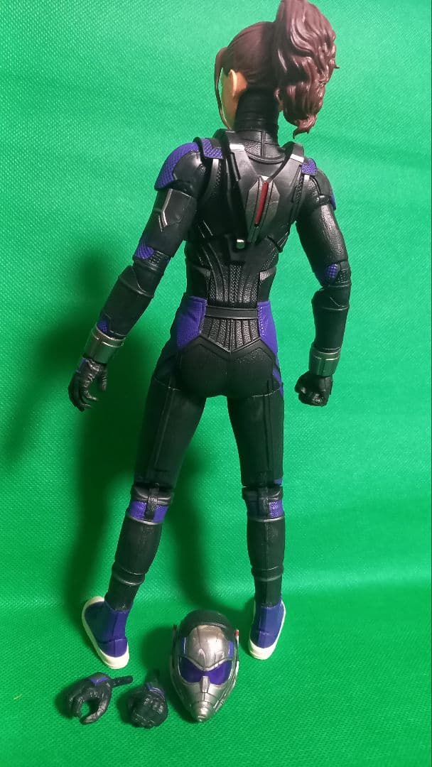 マーベルレジェンド ビルド完成品 キャシー・ラング　アントマン　中古