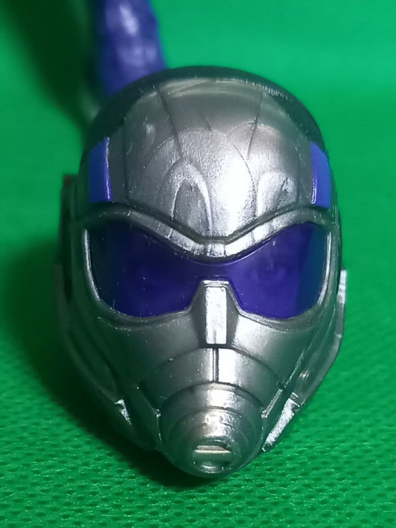 マーベルレジェンド ビルド完成品 キャシー・ラング　アントマン　中古