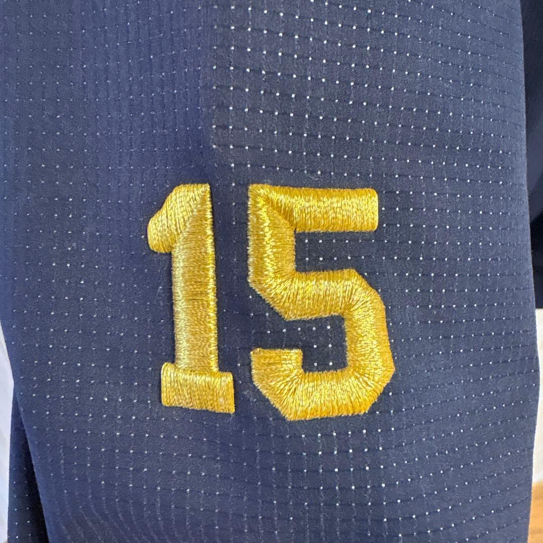 東海大学野球部グランドコート背番号15