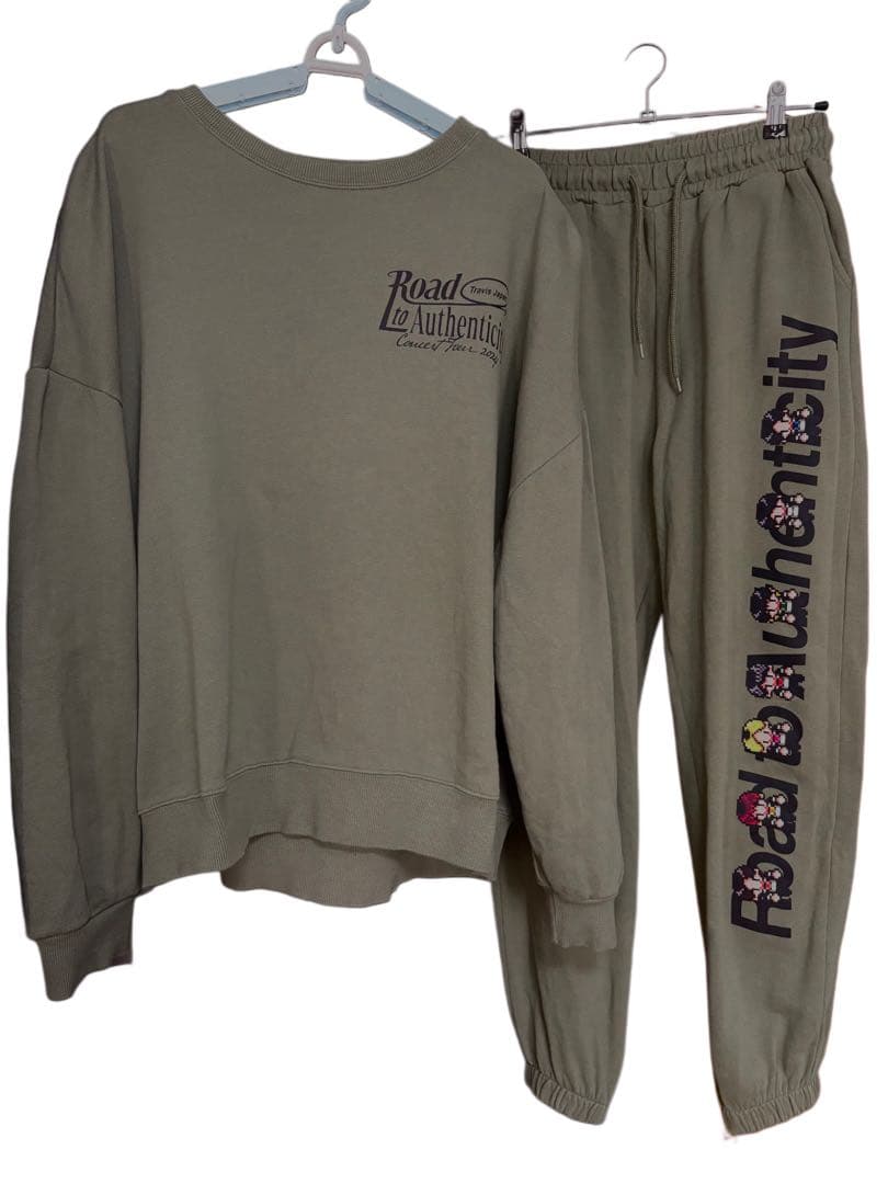 Travis Japan Road to Authenticity スウェット