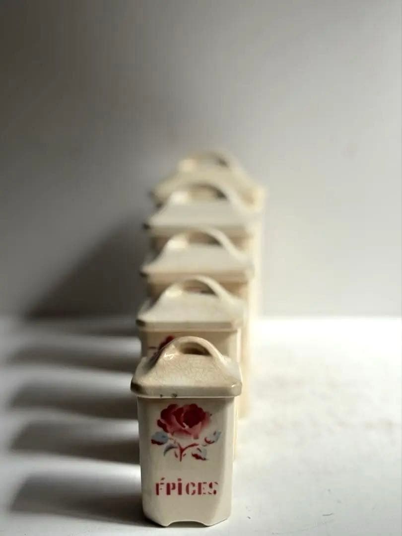 493 フランスアンティーク Badonviller 薔薇柄キャニスターセット