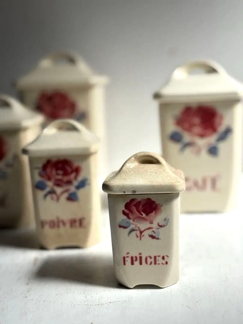 493 フランスアンティーク Badonviller 薔薇柄キャニスターセット