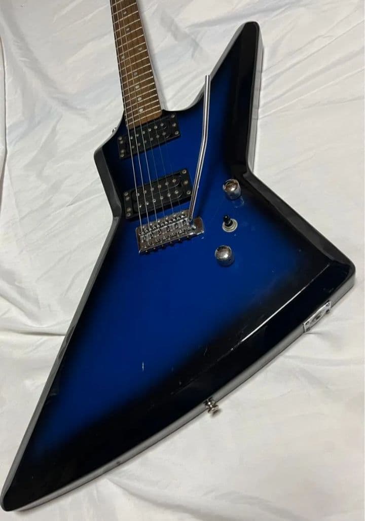 H・S・Anderson＊エクスプローラータイプ エレキギター