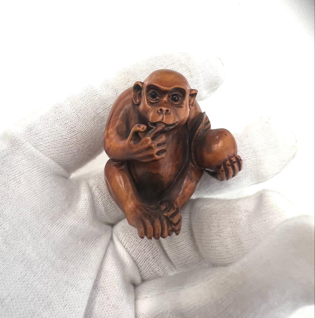 柘植　猿根付け　在名　名品　柘植材猿の彫刻 手のひらサイズ　美品　値下げ！