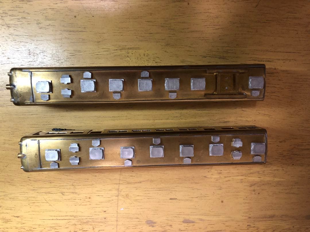 タニカワ名鉄5500系 先頭車2両、組立途中