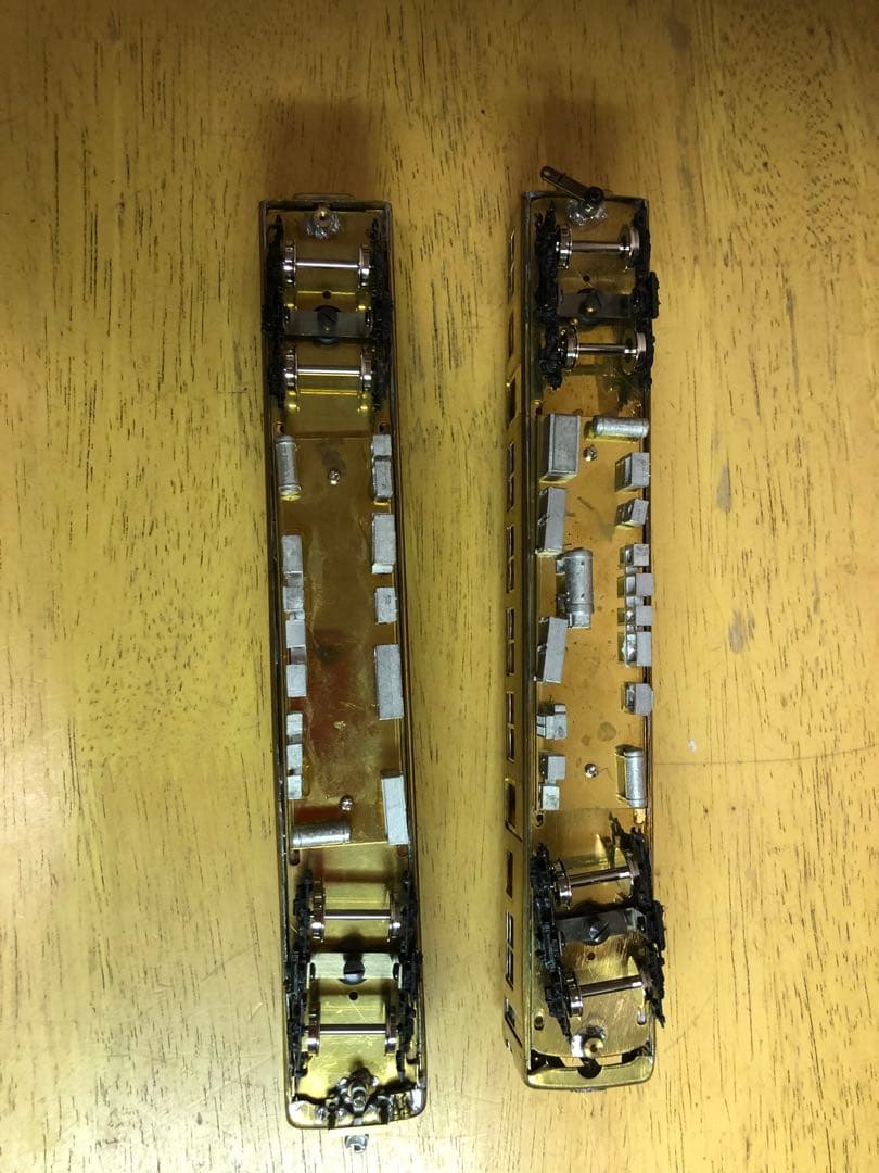 タニカワ名鉄5500系 先頭車2両、組立途中