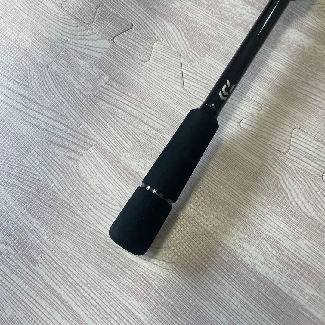 MOMO2022モデル　シルバーウルフ76MLSダイワ　チニングセット