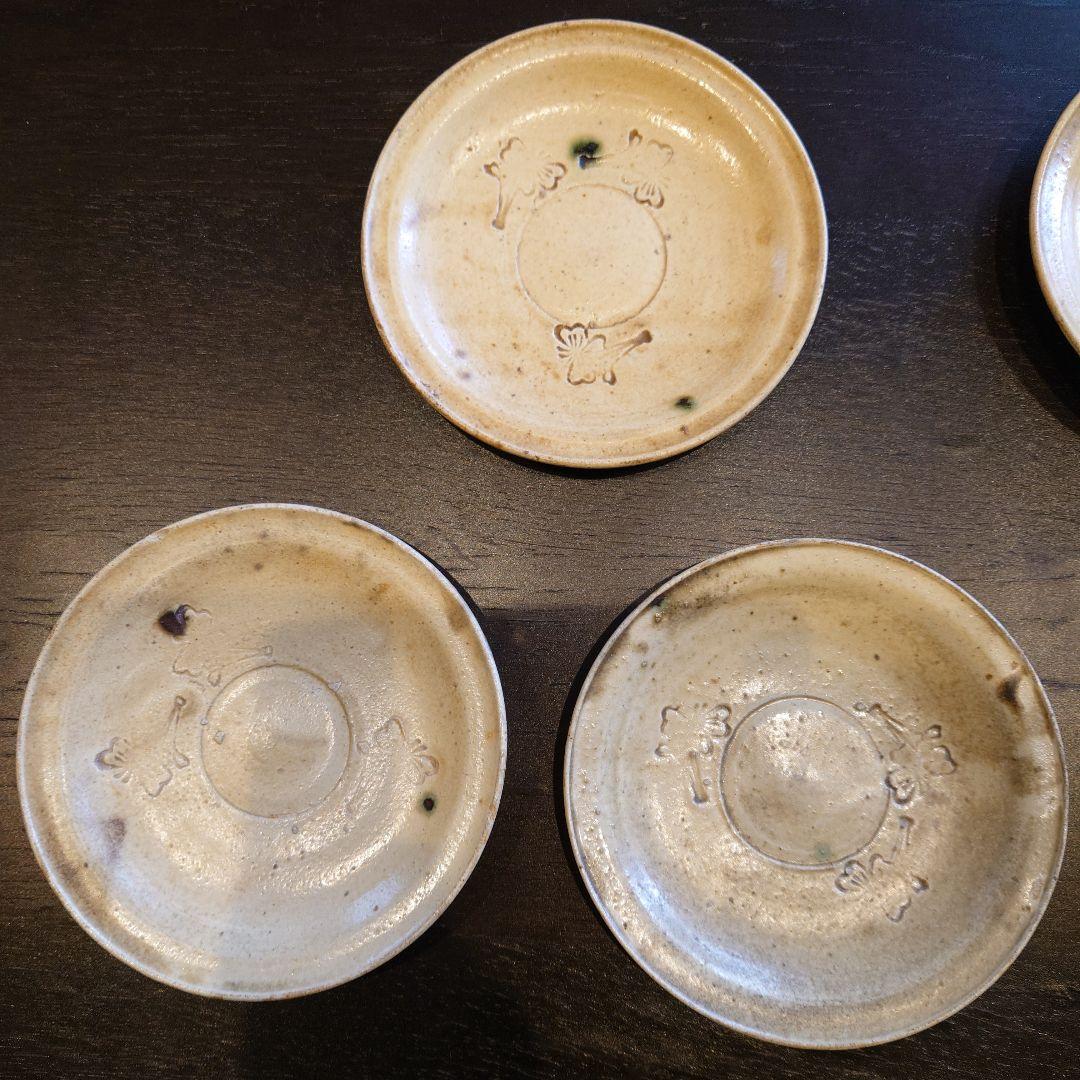 伝世骨董・幻の黄瀬戸中皿（専用桐箱）