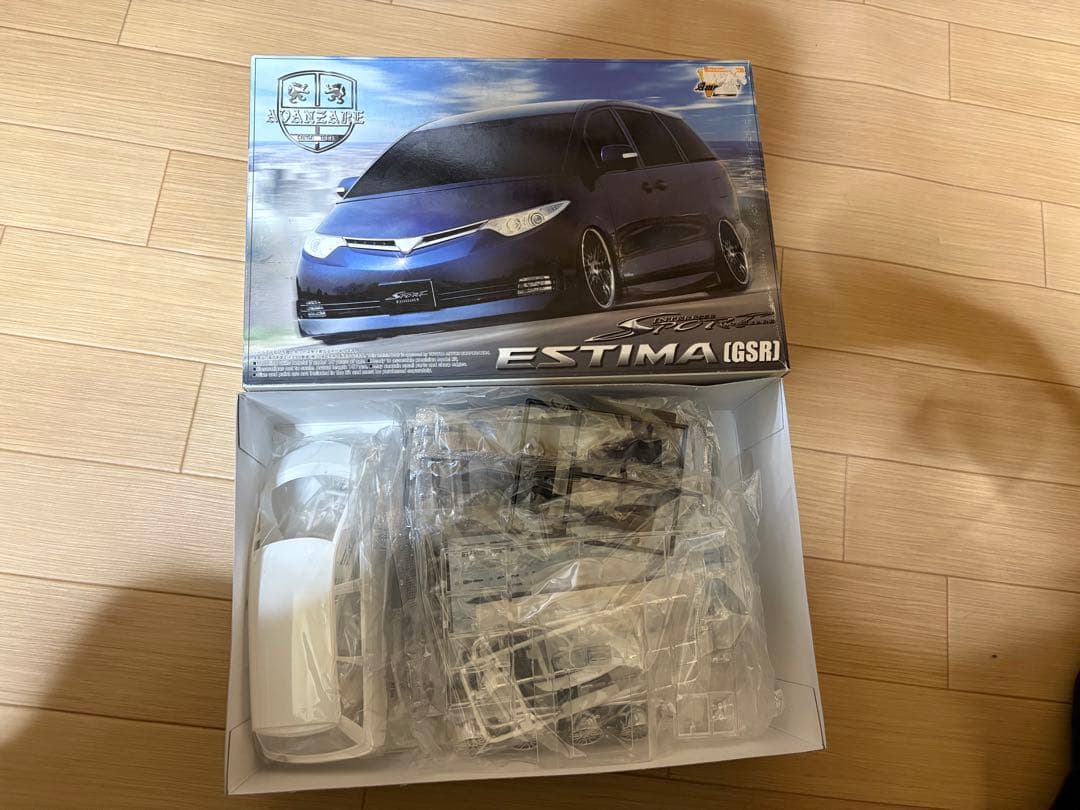 アオシマ　エスティマ